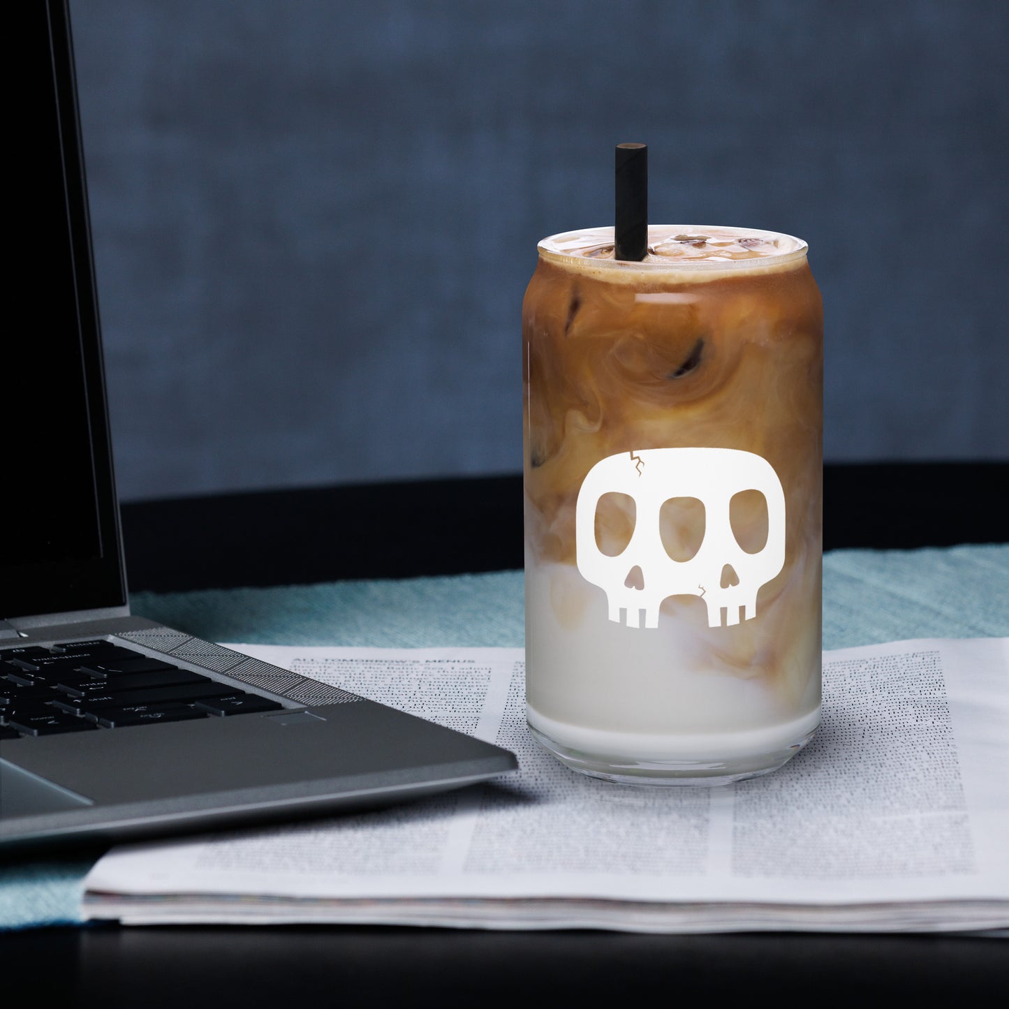 R&M Skullz Can-shaped glass